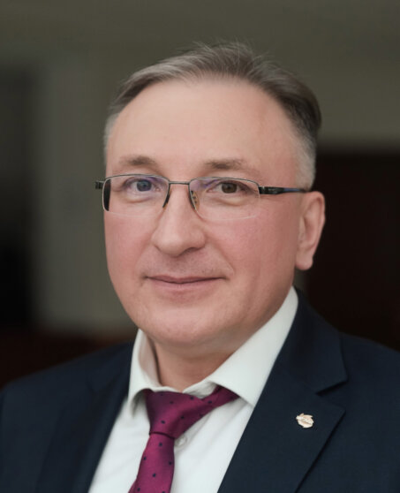 Заместитель технического директора ОАО УГМК Сергей Якорнов