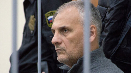 Суд приговорил экс-губернатора Сахалинской области Хорошавина к 15 годам колонии