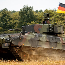 Немецкий генерал назвал бессмысленными поставки тяжелого вооружения Киеву
