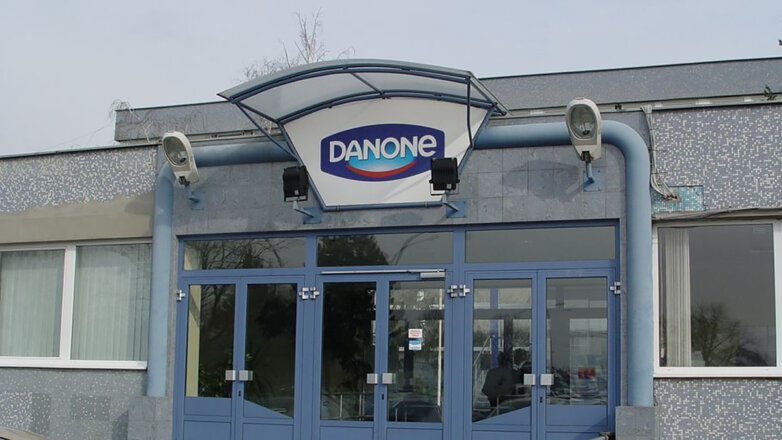 Компания Danone прекращает новые инвестиции в Россию