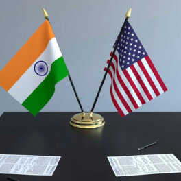 Индия обсуждает с США трехэтапную торговую сделку