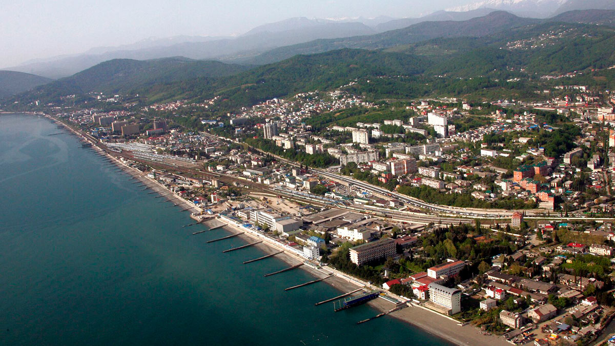 В Сочи зафиксировали загрязнение Черного моря площадью 40 тысяч квадратных метров