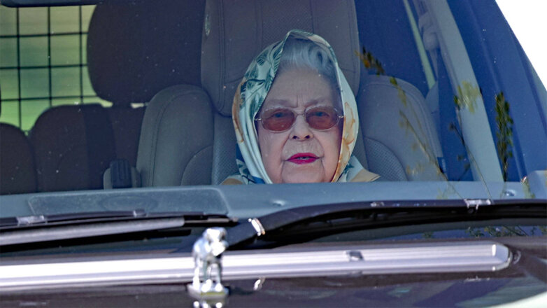 Королева Великобритании Елизавета II впервые за 59 лет не выступила с речью в парламенте