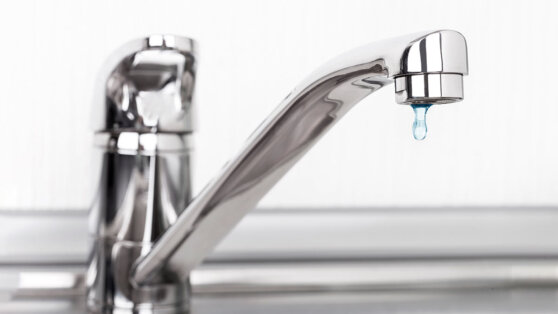 Жителям Москвы рассказали, где узнать график отключения горячей воды