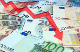 Курс евро опустился ниже 99 рублей впервые с 3 апреля