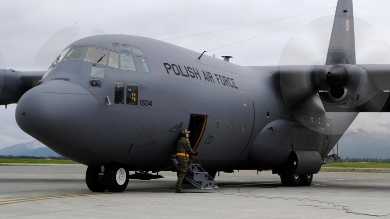 1067963 C-130 Hercules самолет ВВС Польши