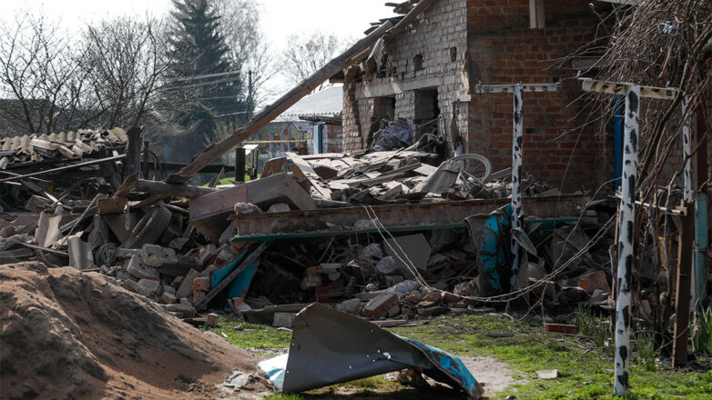 Последствия обстрела села Головчино в Белгородской области