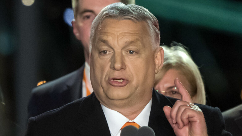 Премьер Венгрии предложил распустить Европарламент из-за коррупционного скандала