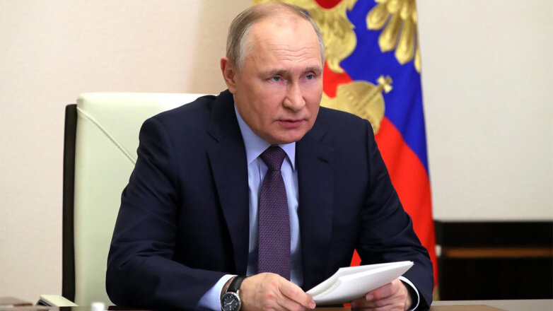 Путин призвал защитить информацию с помощью государственной системы