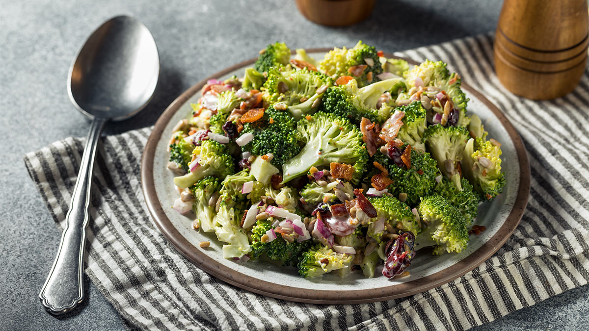 Салат из брокколи