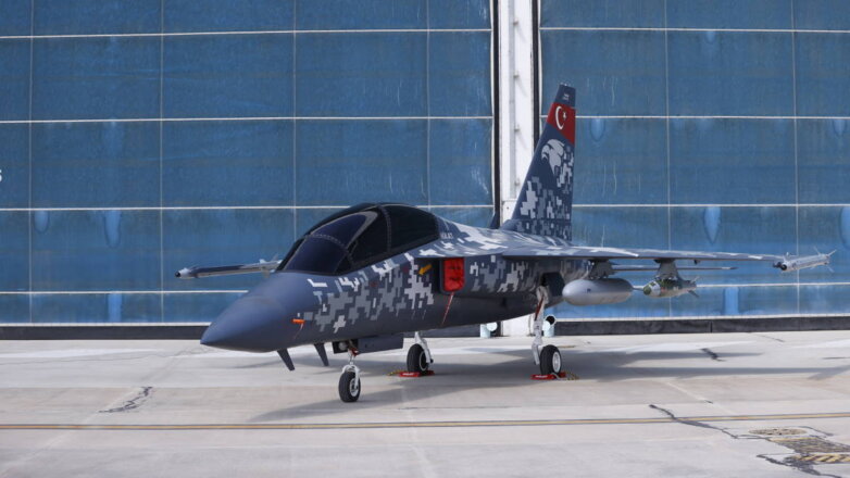В Турции утверждают, что штурмовик Hurjet превзойдет F-35 по характеристикам