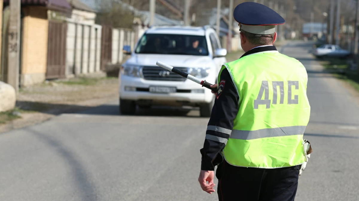 В РФ предложили наказывать водителей за большое количество штрафов