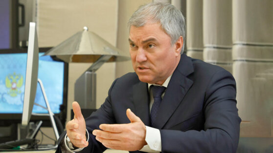Володин перечислил законы, которые вступят в силу в мае
