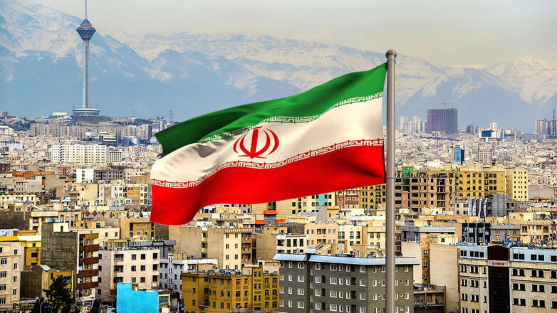 1052850 Тегеран Иран флаг