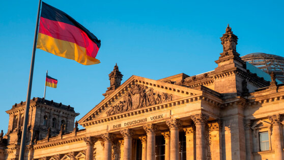 DPA: Германия поддержала планы ЕС по введению эмбарго на импорт нефти из России