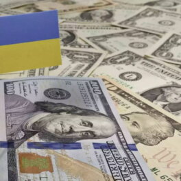Bloomberg: США готовы дать Украине кредит, подкрепленный замороженными активами РФ