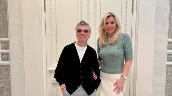 Валентина Юдашкина впервые за долгое время увидели без головного убора