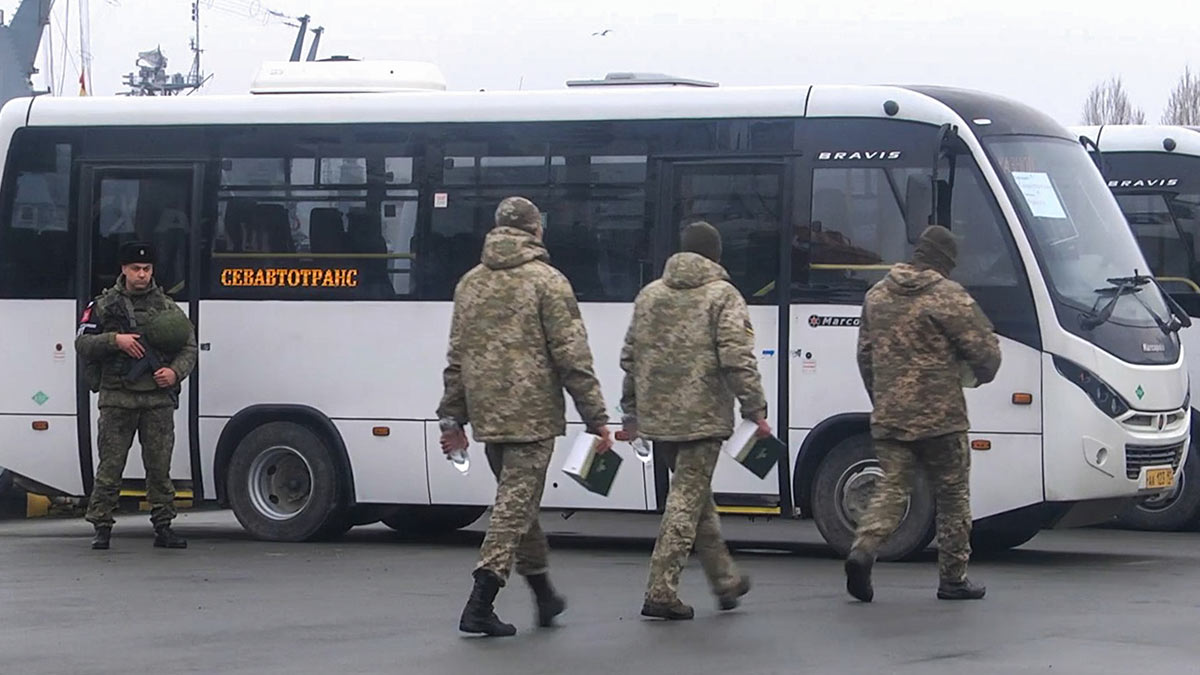 Военнослужащие гарнизона ВСУ, которые добровольно сдались подразделениям ВС РФ
