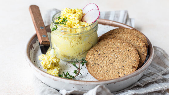 30 минут на кухне: яичный паштет к завтраку