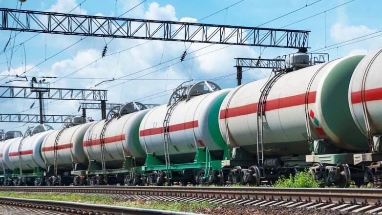 В Польше около 500 вагонов газа рискуют взорваться из-за антироссийских санкций