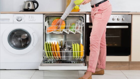 Пять неожиданных вещей, которые можно мыть в посудомойке: не только посуда