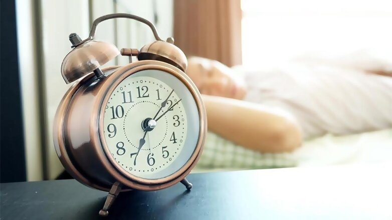 Ученые объяснили, почему нужно спать именно 7 часов