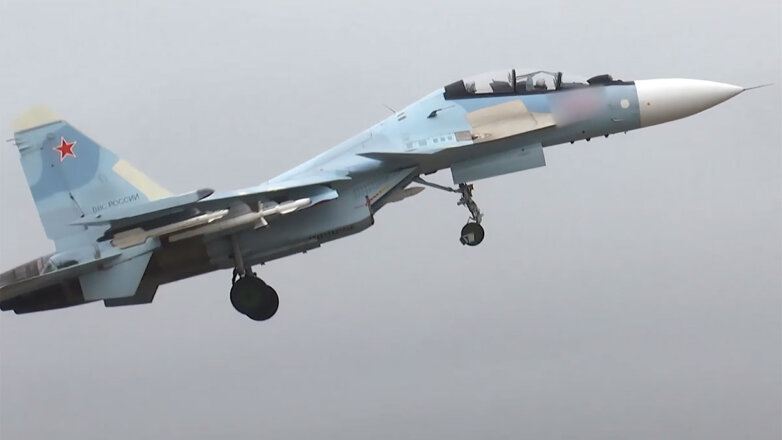 Минобороны РФ показало кадры вылетов Су-30СМ и Су-35, уничтоживших украинские средства ПВО