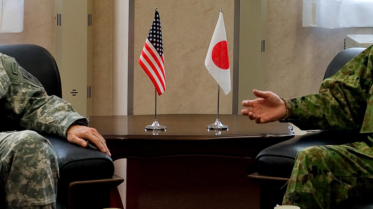 Япония и США осенью проведут учения
