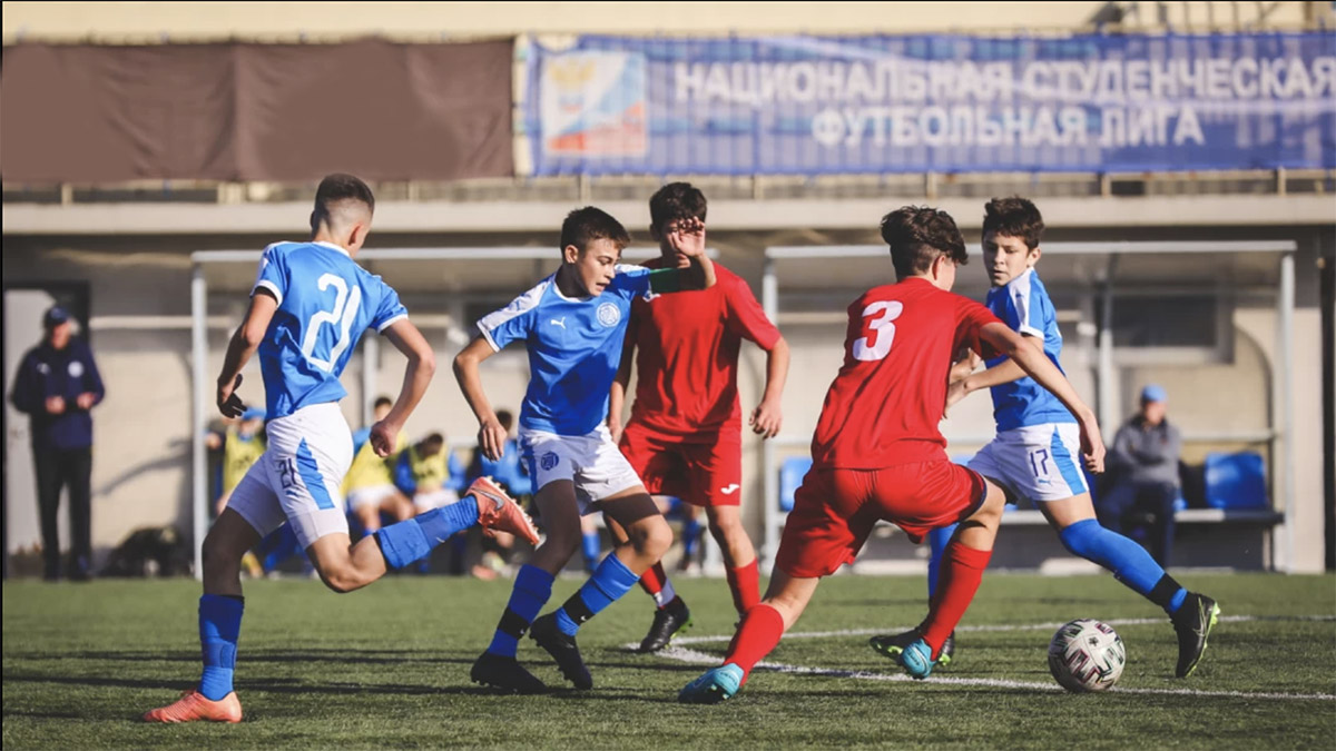 Воспитанники Академии футбола Крыма