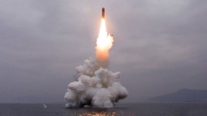 Ракета КНДР упала почти в территориальных водах Южной Кореи