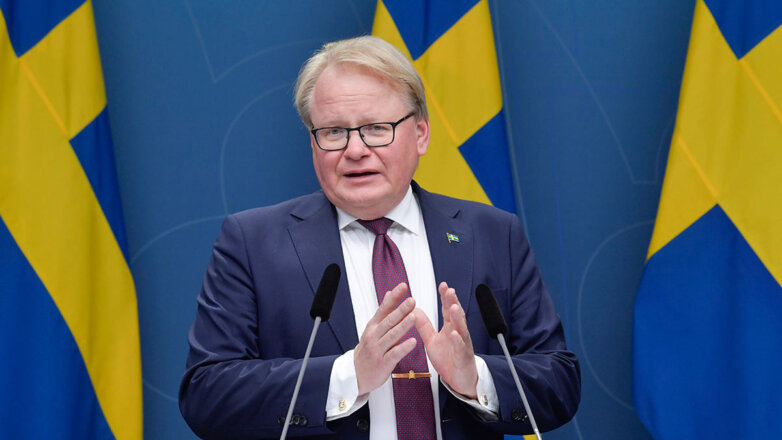 Глава Минобороны Швеции Петер Хультквист