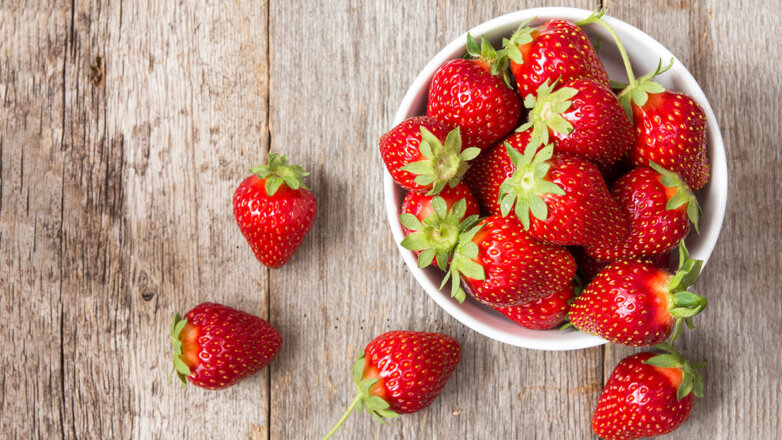 Замедляет старение и улучшает память: неожиданные свойства популярной ягоды