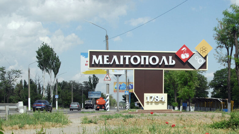 Взрывное устройство сработало у входа центрального рынка в Мелитополе