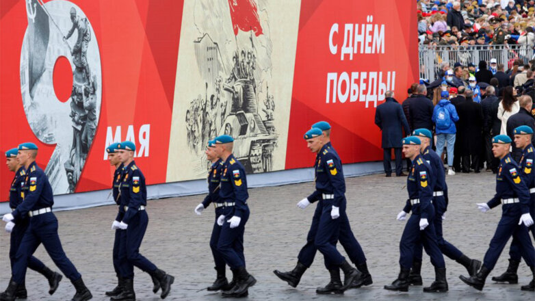Первый регион России отказался от проведения парада Победы