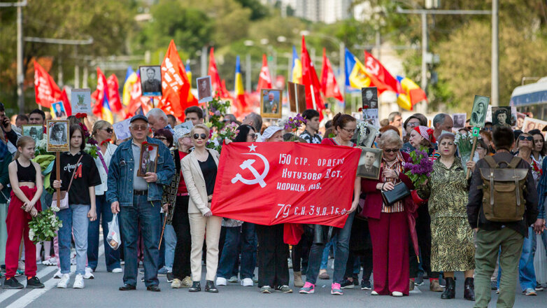В Молдавии выписали более сотни штрафов за ношение георгиевской ленты в День Победы