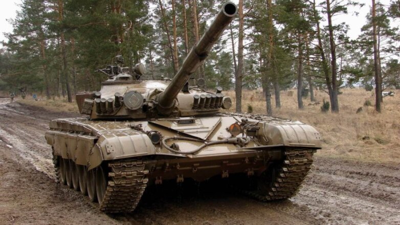 Польша передала Украине танки Т-72, гаубицы и беспилотники