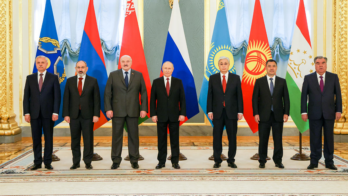 Встреча лидеров государств - членов ОДКБ в Москве