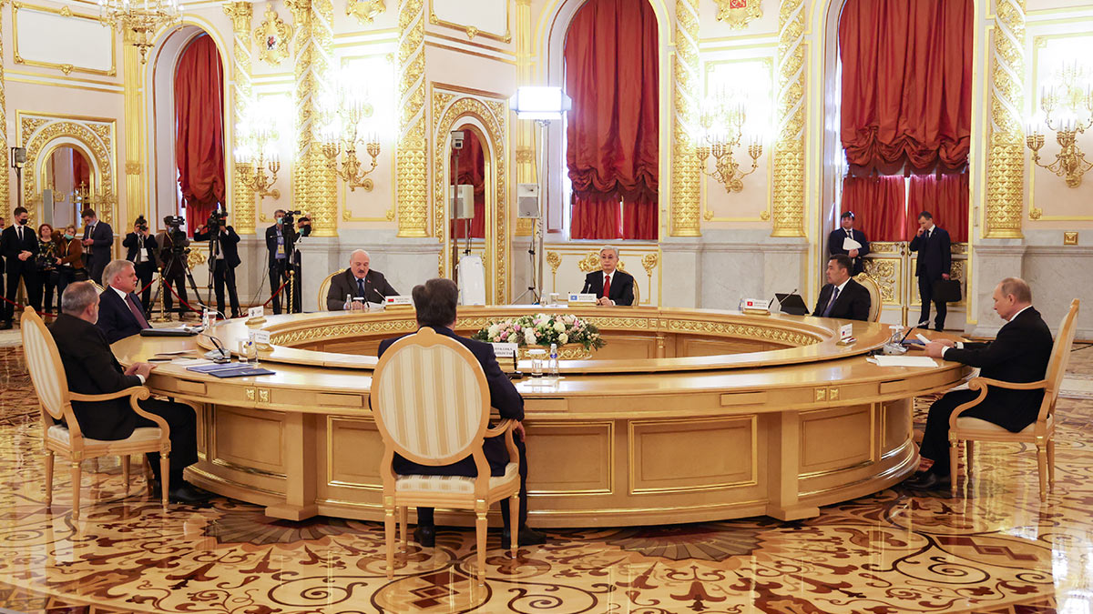 Лукашенко считает единство ОДКБ защитой от 
