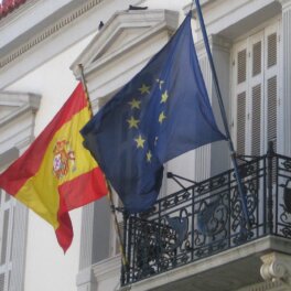 Москва объявила о высылке 27 дипломатов Испании