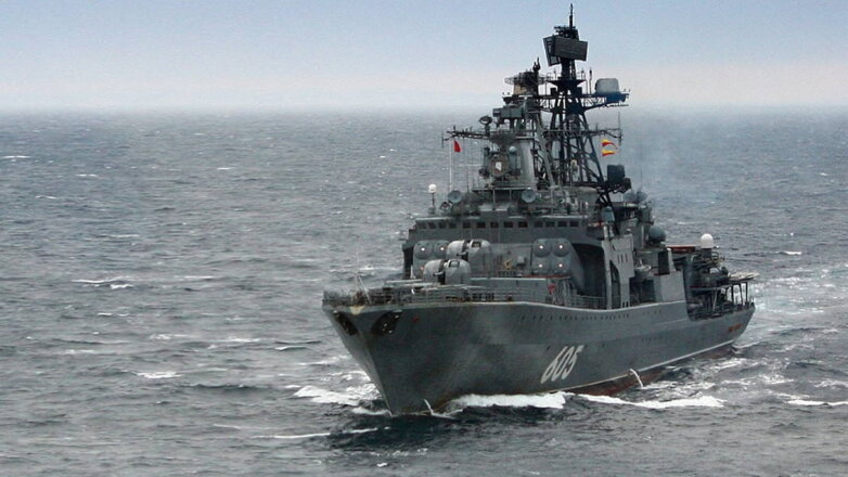 Большой противолодочный корабль Адмирал Левченко