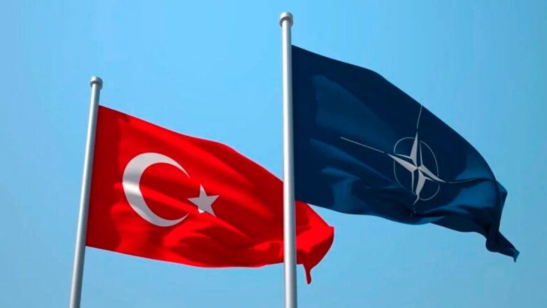 Оппозиция в Турции "напомнит России" о своем членстве в НАТО в случае победы