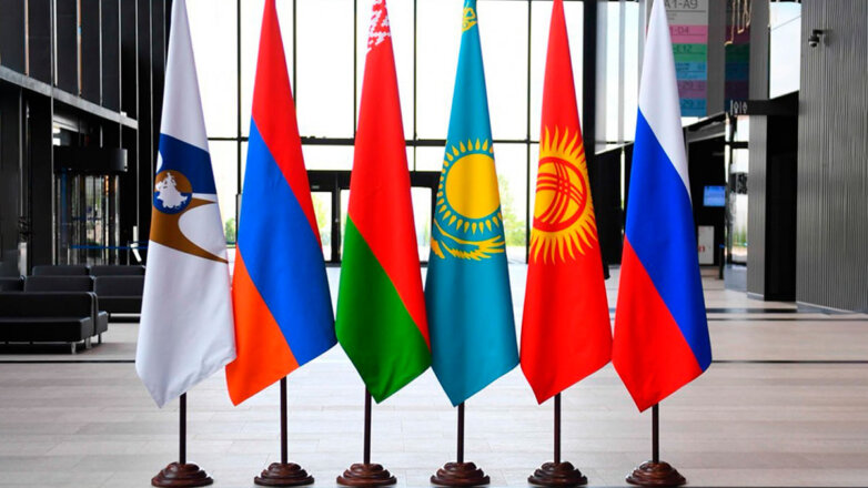 Путин: Россия высоко ценит сотрудничество со всеми странами ЕАЭС