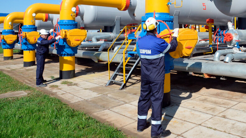 "Газпром" начал поставки газа в Венгрию сверх установленных контрактов