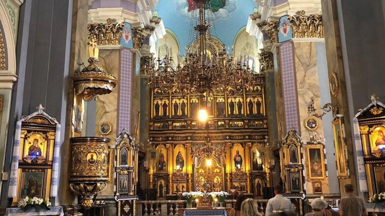 В СВР заявили, что польские епископы хотят поглотить католическую церковь на Украине