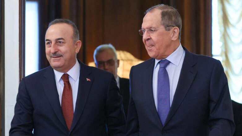 Лавров и Чавушоглу начали переговоры в Анкаре