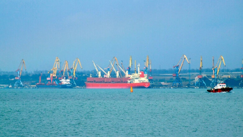 В офисе Зеленского заявили, что в портах Одессы заблокированы 39 иностранных судов