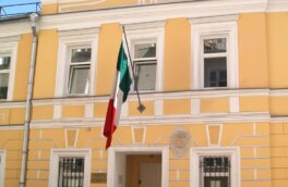 В Мексике работают над решением проблемы с отказами на украинском языке в визах россиянам