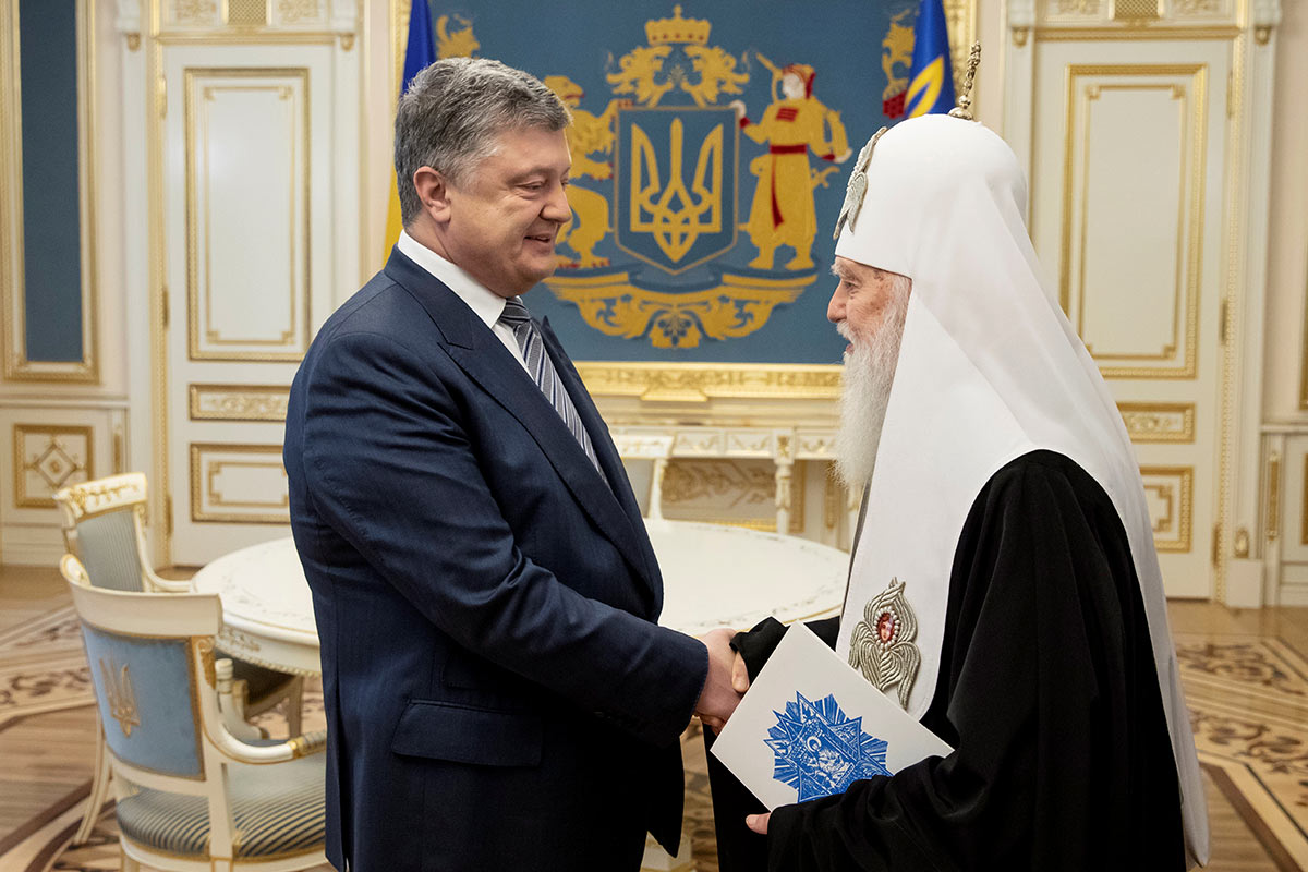 Петр Порошенко с патриархом Филаретом