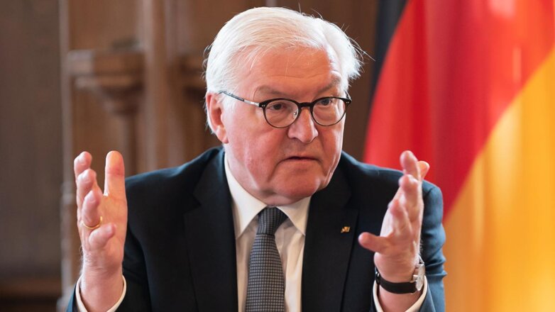 Штайнмайер раскритиковал экс-канцлера ФРГ Шрёдера за тесные деловые связи с Россией
