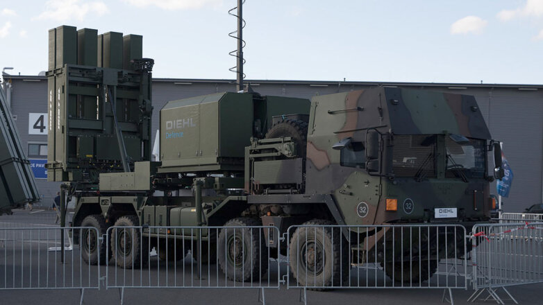 Германия передала Украине ракеты для системы ПВО IRIS-T